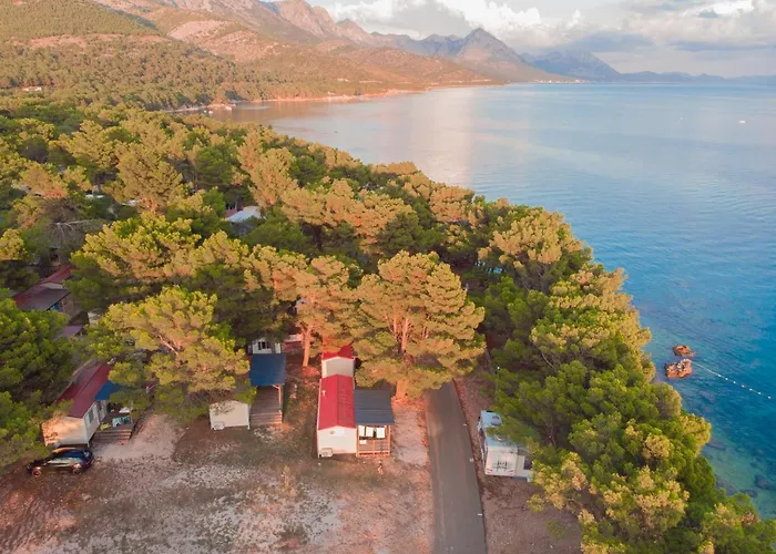 Kamp Dole - Navores База отдыха *