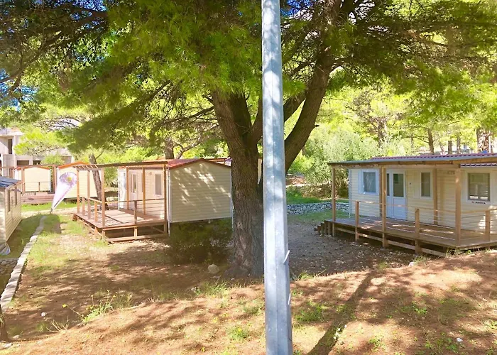 Kamp Dole - Navores Parque de vacaciones